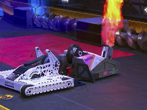 Prime Video: BattleBots Season 3.
